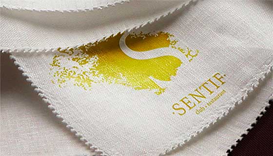 Ресторан «Sentif», пример использования логотипа на текстиле - портфолио дизайн-студии «Артбайт!» Нижний Новгород